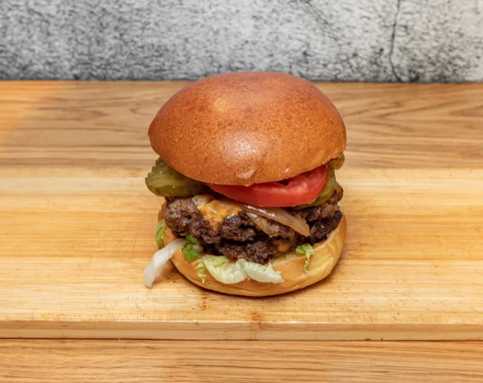/images/theGrimeBurger/doubleclassicburger.jpg