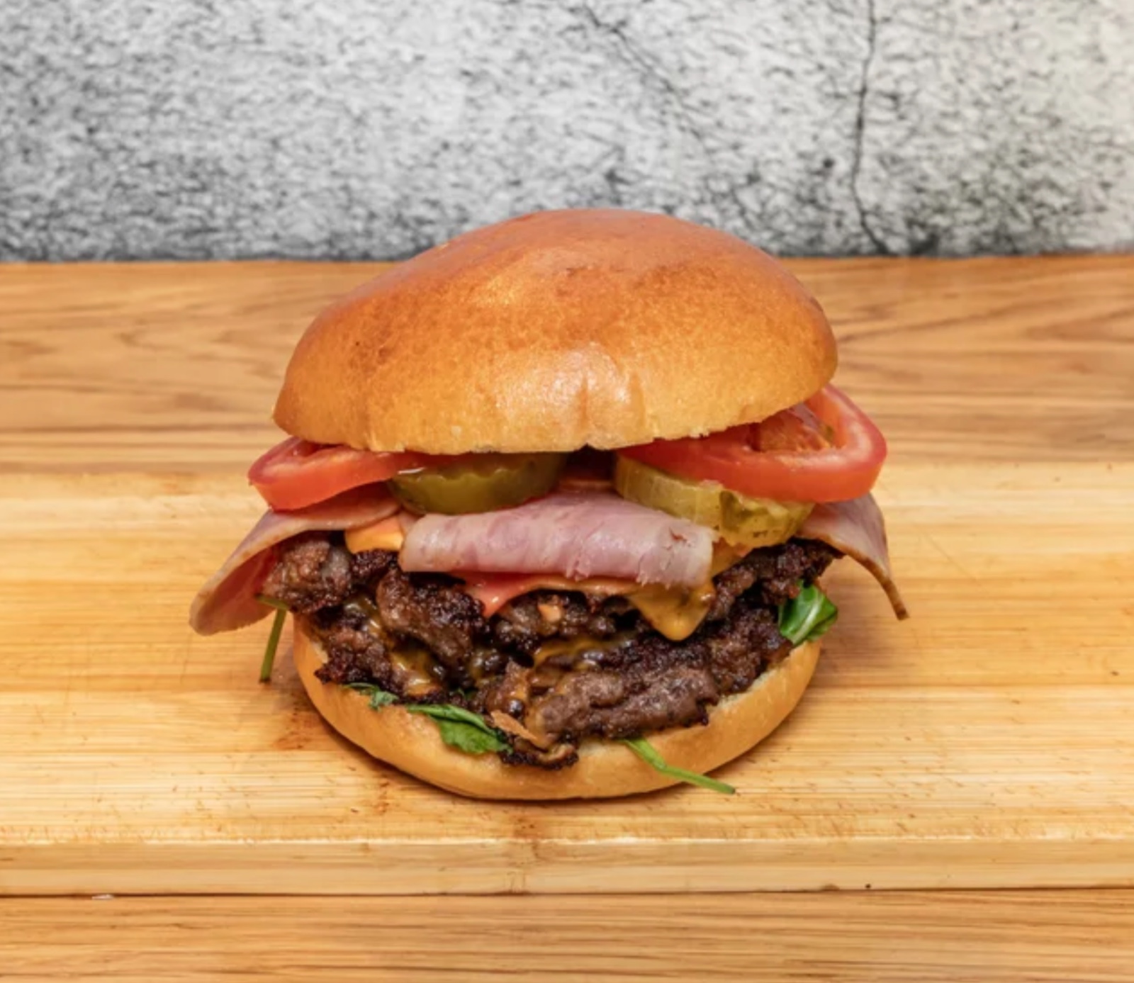 /images/theGrimeBurger/doublemastergrimeburger.jpg