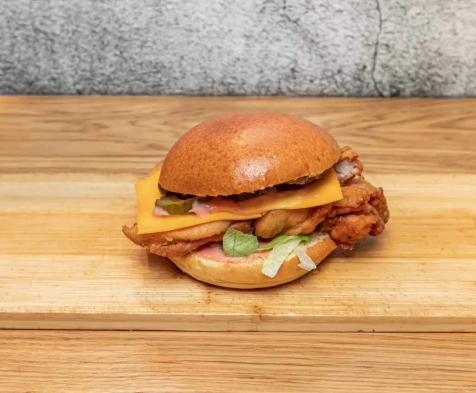 /images/theGrimeBurger/friedchickenburger.jpg